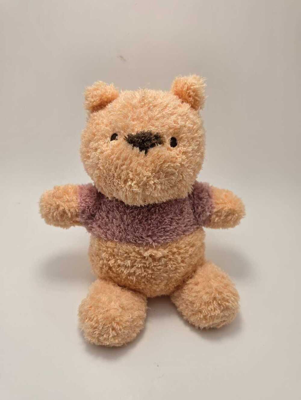 Disney Winnie the Pooh Stuffed Animal Plush, Vintage (9 inch)